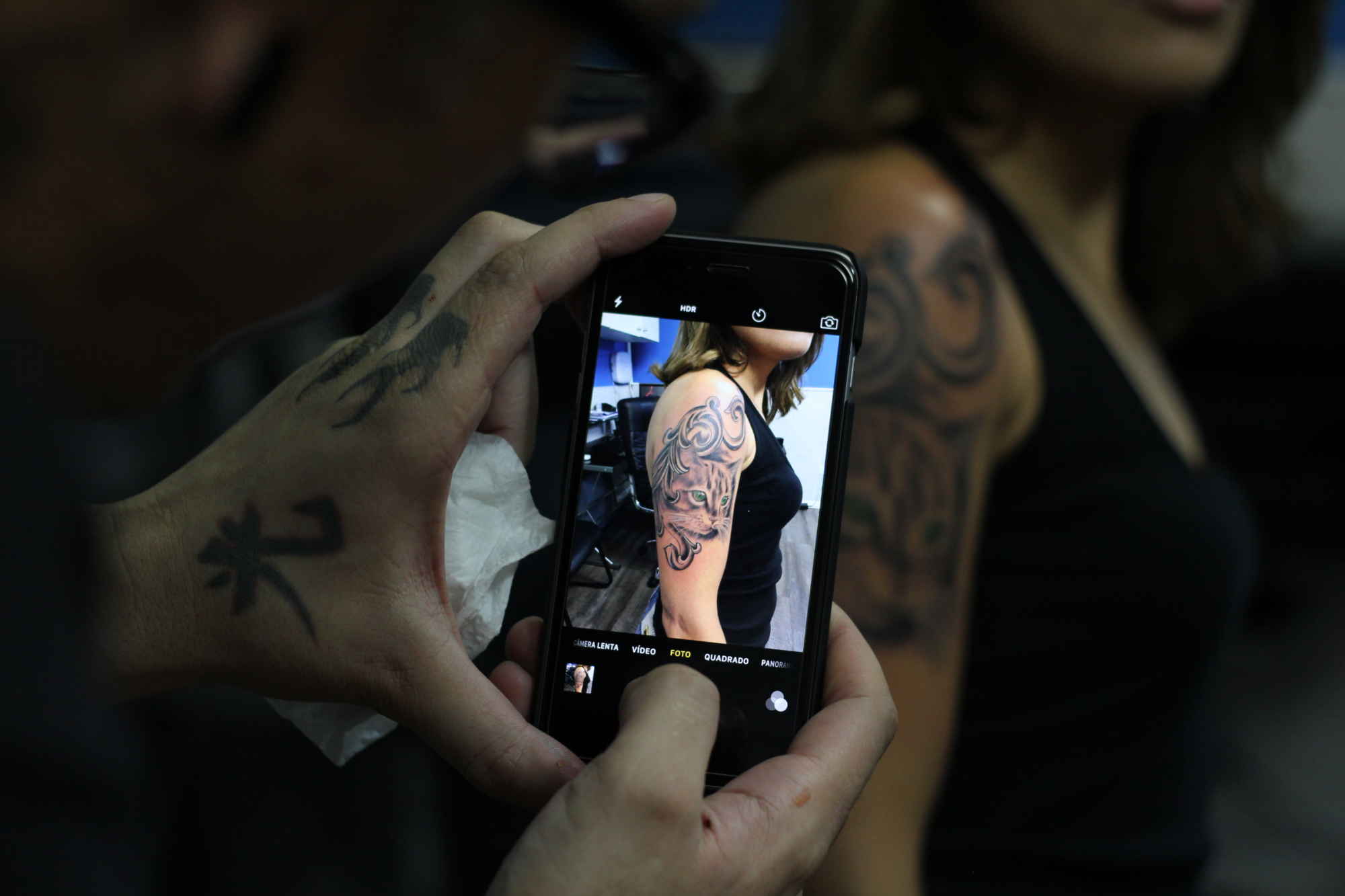 Pesquisa revela comportamento e percepção das pessoas sobre tatuagens